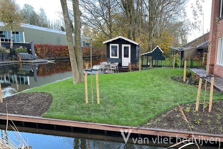 Van Vliet Bedrijven Waddinxveen - Tuin Tweede Bloksweg Waddinxveen